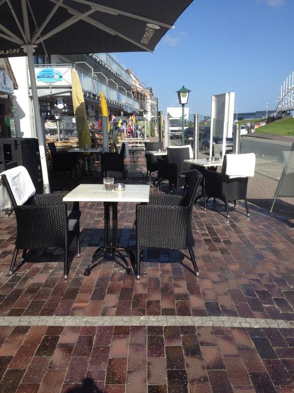 Nordseehotel Benser Hof Am Hafen Bensersiel Exterior foto